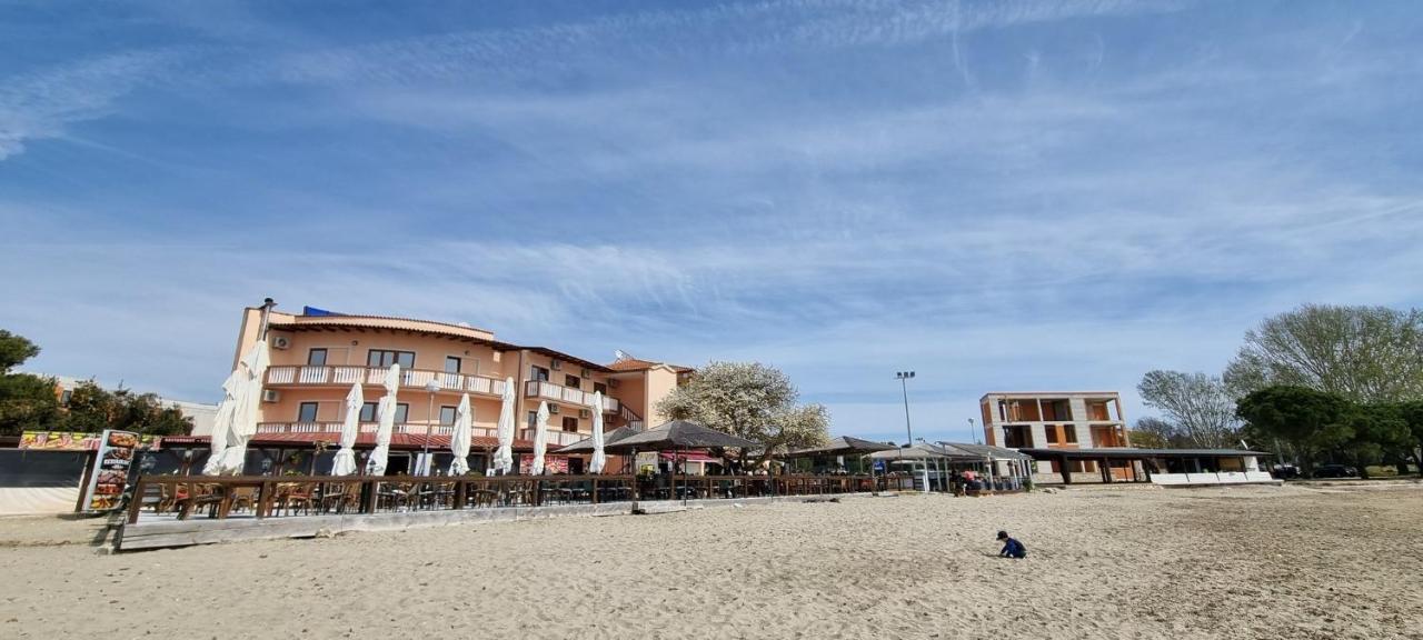 Apartments Mark - 10 M From Sea Медулин Экстерьер фото