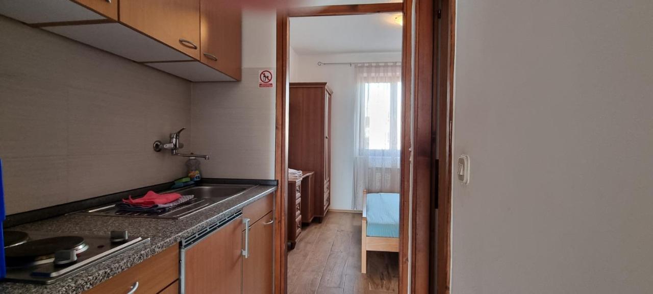 Apartments Mark - 10 M From Sea Медулин Экстерьер фото