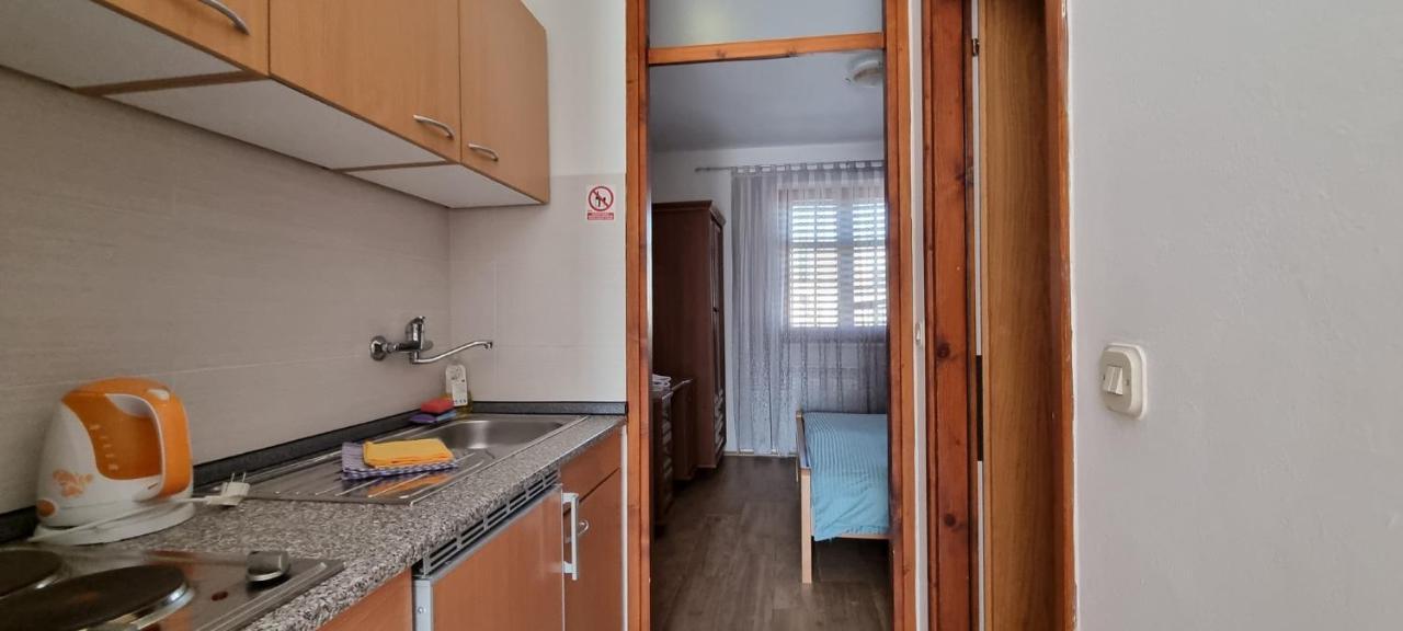 Apartments Mark - 10 M From Sea Медулин Экстерьер фото